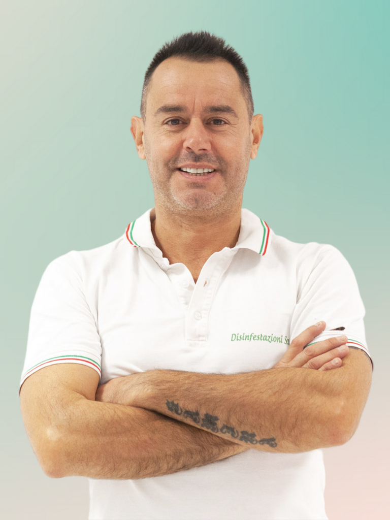 Umberto ColliniDirezione e responsabile tecnico, 25 anni di esperienza nel campo del pest management, dirige la sua squadra con carisma, rispetto, determinazione e tanta passione.